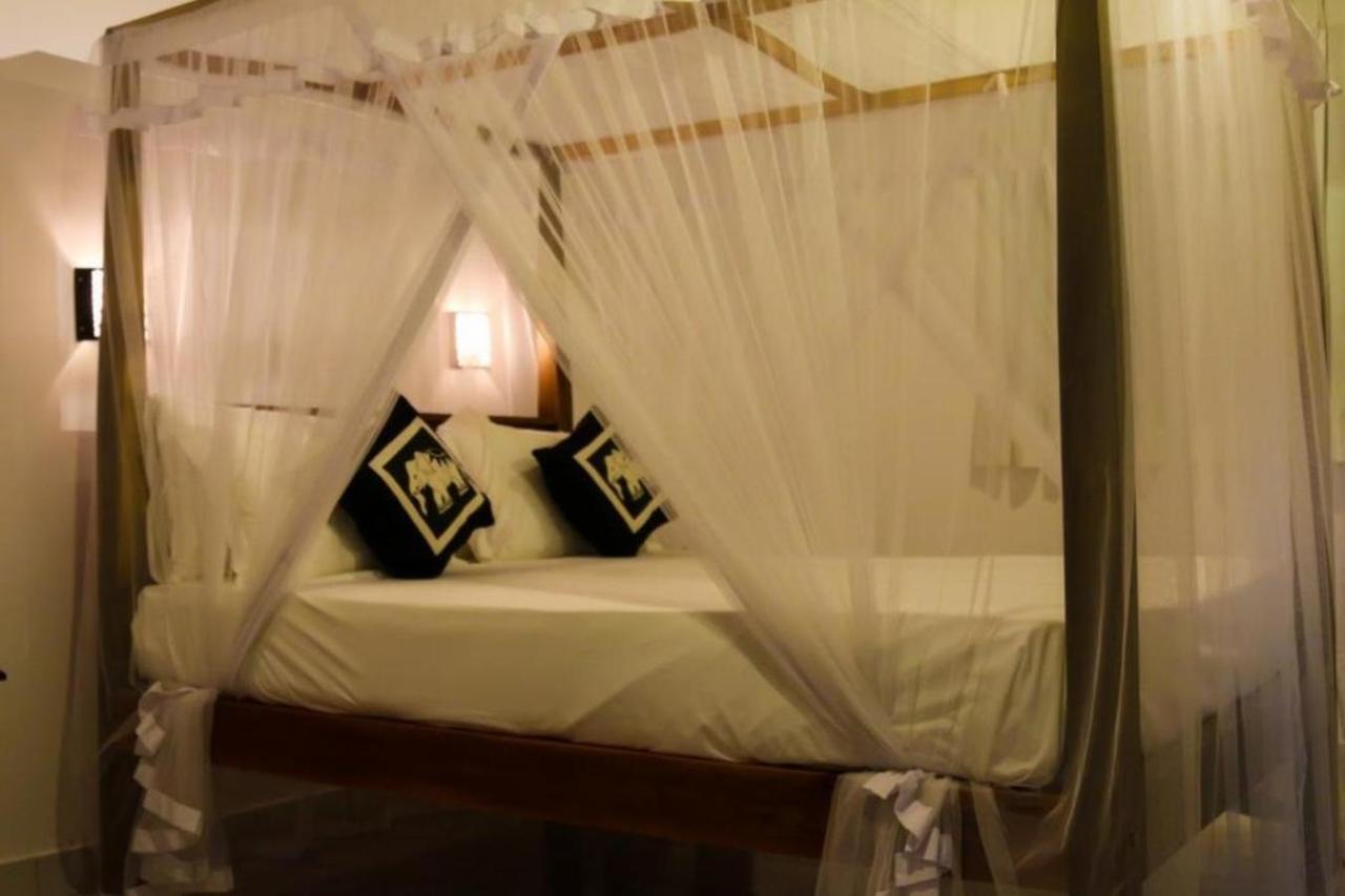 Villa Ali Унаватуна Екстериор снимка